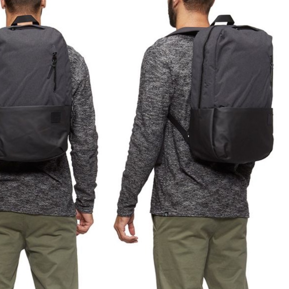 Incase Compass Backpack - Picture 2 of 14
